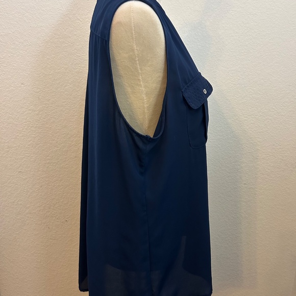 Women’s Roz & Ali Sleeveless Navy Blue Button Down Blouse | XL - Picture 2 of 6